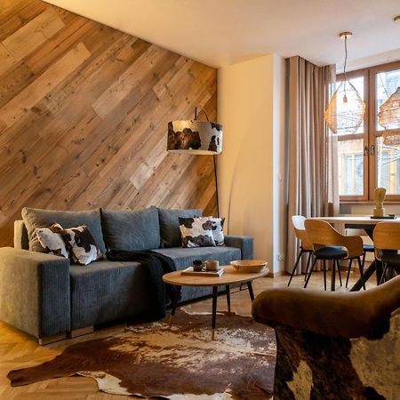 Apartamenty Krupowki Brama 27 Zakopane Esterno foto
