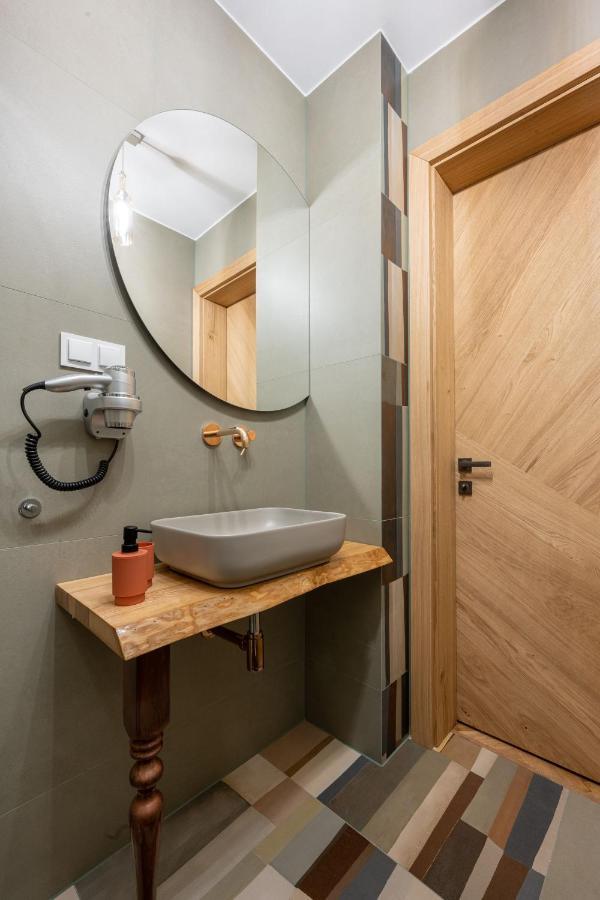 Apartamenty Krupowki Brama 27 Zakopane Esterno foto