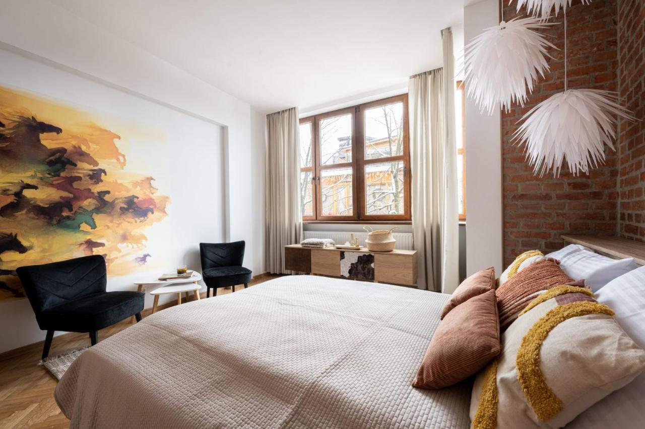 Apartamenty Krupowki Brama 27 Zakopane Esterno foto