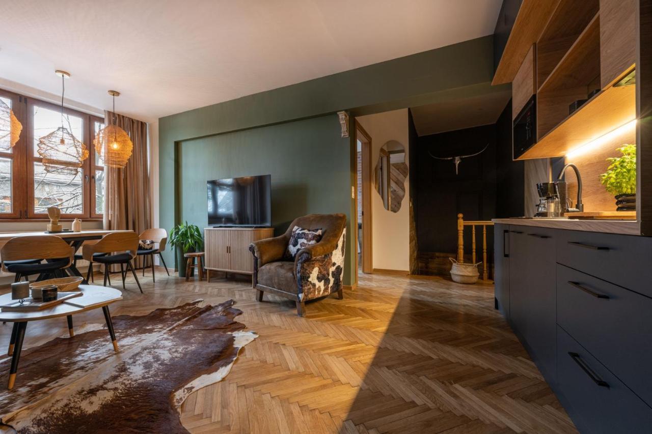 Apartamenty Krupowki Brama 27 Zakopane Esterno foto